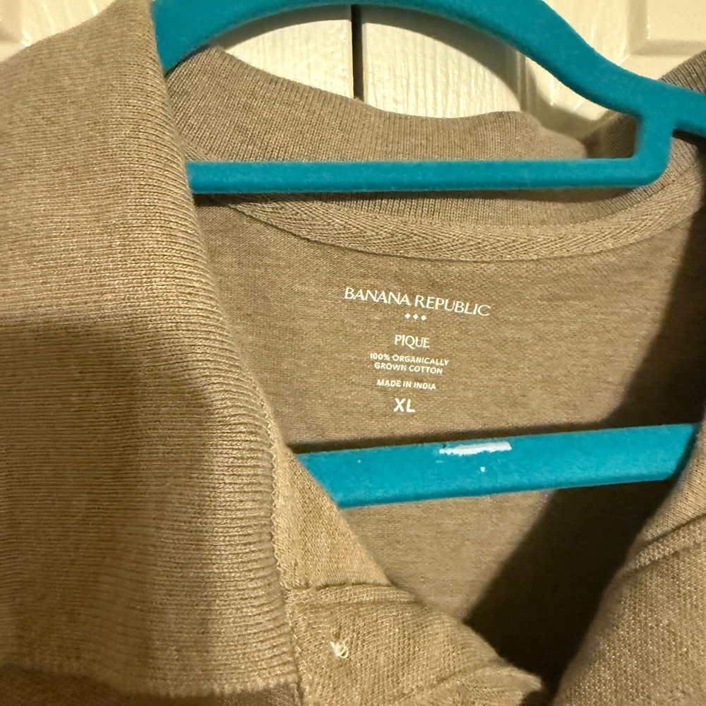 Banana Republic Men’s COTTON MONOGRAM PIQUE POLO - Size XL. Maverick Tan Heather